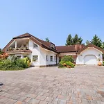 Stunning Rural With Garden And Bbq - Four Bedroom Brezice