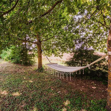 Stunning Rural With Garden And Bbq - Four Bedroom Сasa de vacaciones *