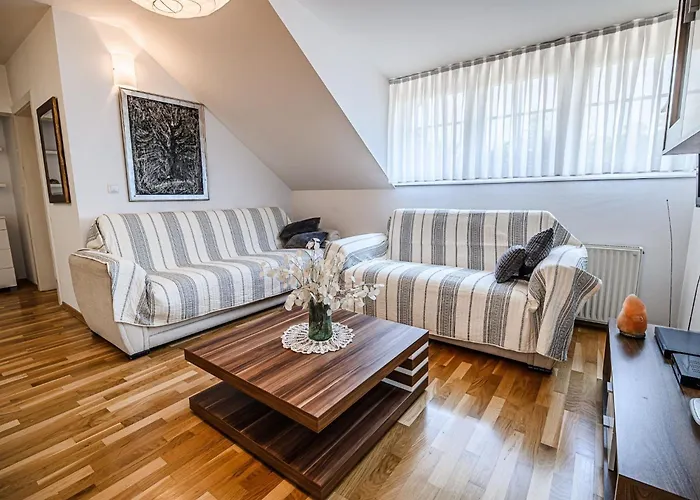 Stunning Rural With Garden And Bbq - Four Bedroom * Brežice